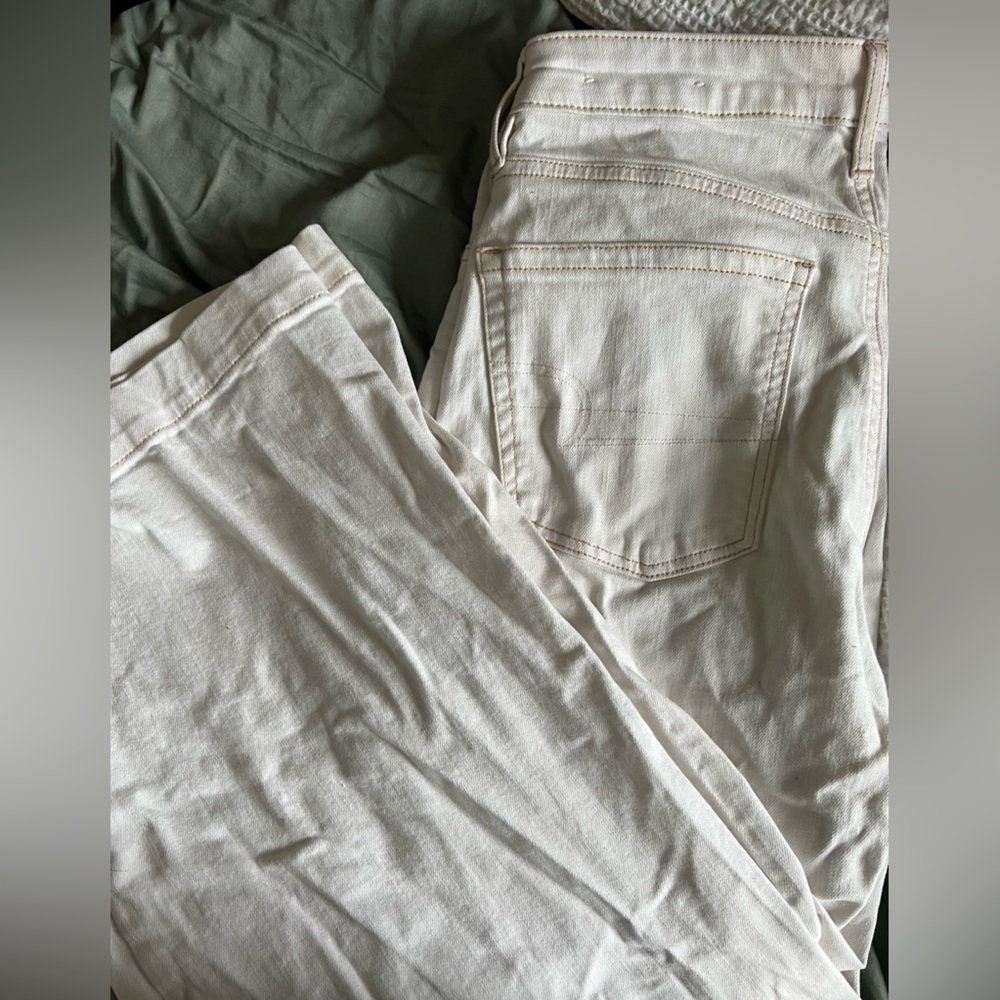 American Eagle White wide leg jeans